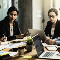 Strategic Human Resource Management Aligning People and Business Objectives