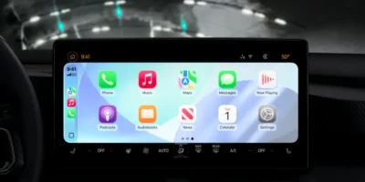 Apple Unveils Smart Display Zoom and New Messaging Features in iOS 26 for CarPlay