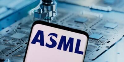 ASML Flags Future Slowdown Amid Strong AI-Driven Growth Surge