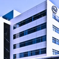 Trump administration is reportedly in talks to buy a stake in the struggling chip giant Intel.