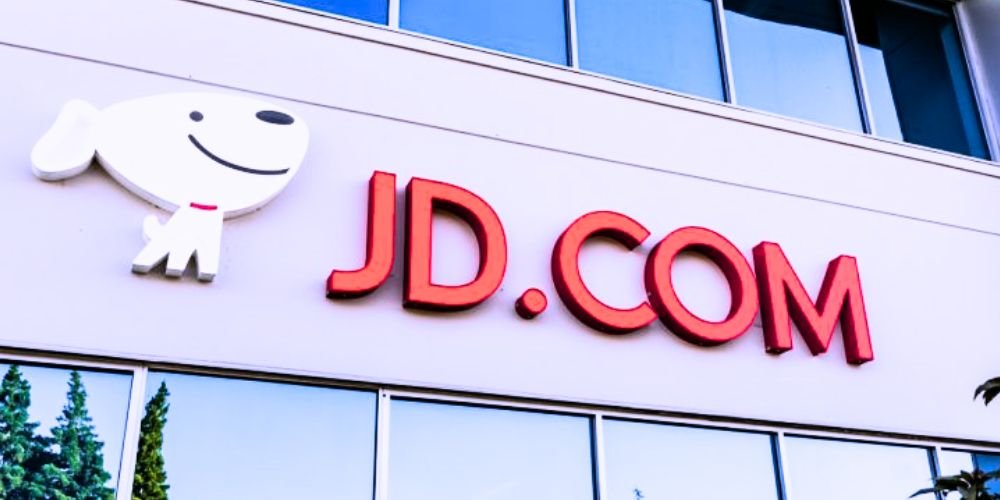 Despite pouring billions into its new food delivery service